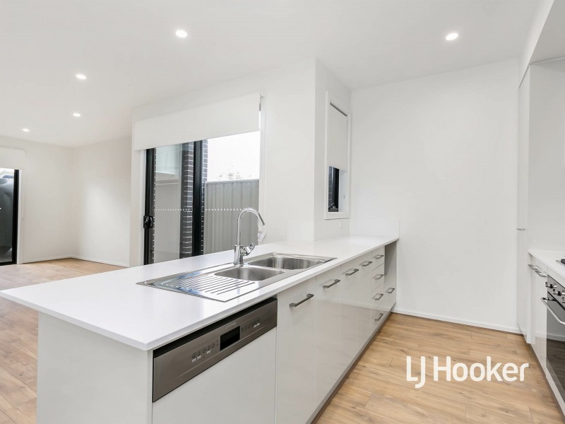 46 North Parade, Royal Park SA 5014