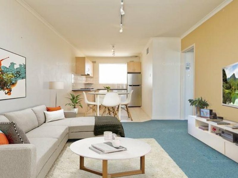 2/33 North Esplanade, Glenelg North SA 5045