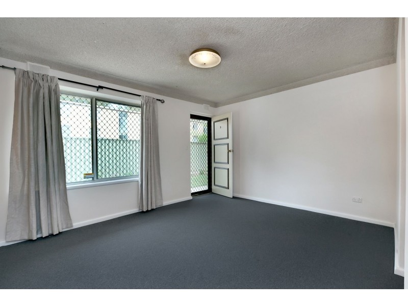 2/3 Noblet Street, Findon SA 5023