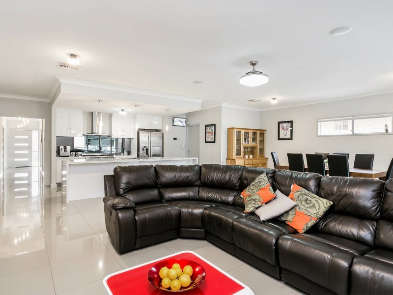 28 Tunbridge Street, Woodville South SA 5011