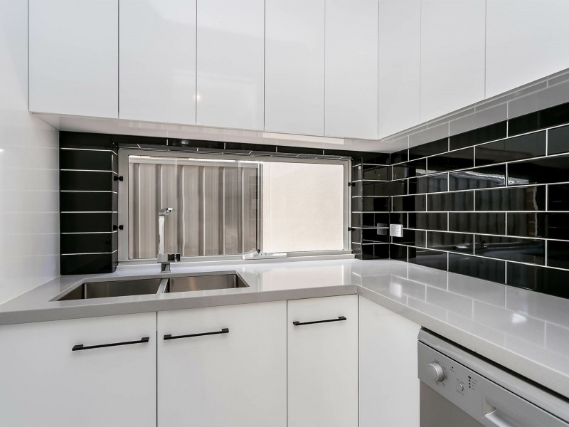 26B & 26C St Andrews Way, West Lakes SA 5021