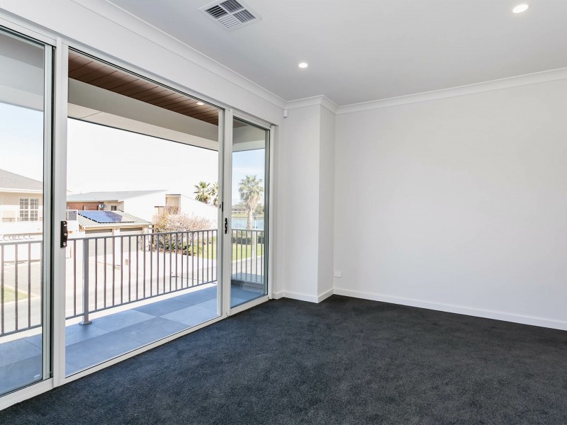 26B & 26C St Andrews Way, West Lakes SA 5021