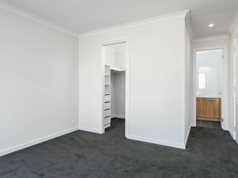 26B & 26C St Andrews Way, West Lakes SA 5021