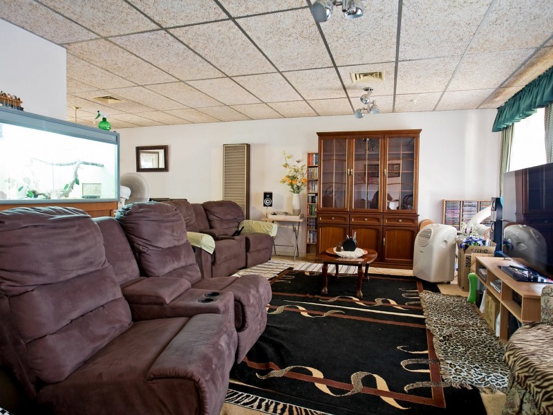 1 Lomond Court, West Lakes SA 5021