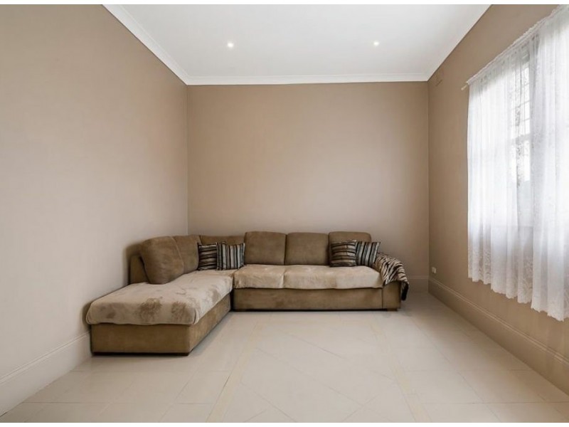 3 Rose Street, Ottoway SA 5013