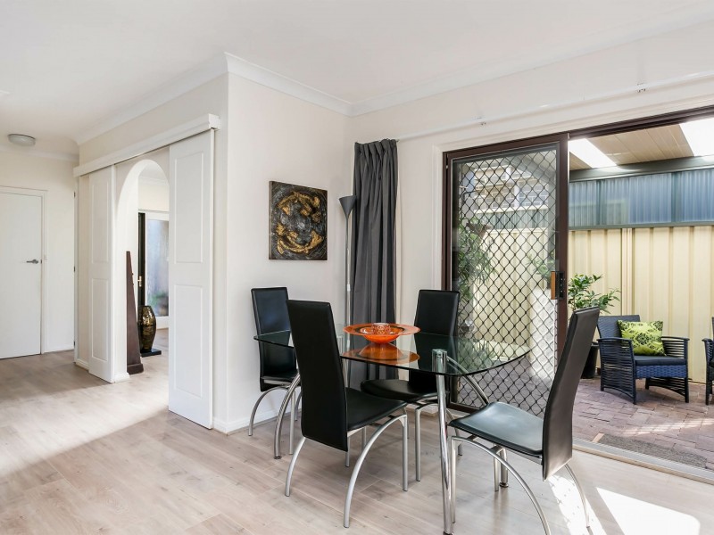 25A Antigua Grove, West Lakes SA 5021