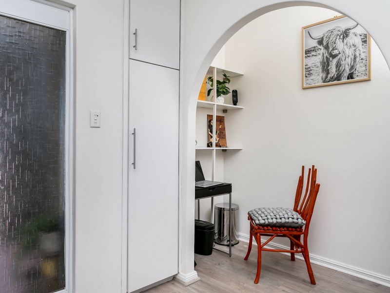 25A Antigua Grove, West Lakes SA 5021