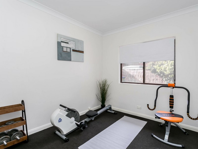 25A Antigua Grove, West Lakes SA 5021