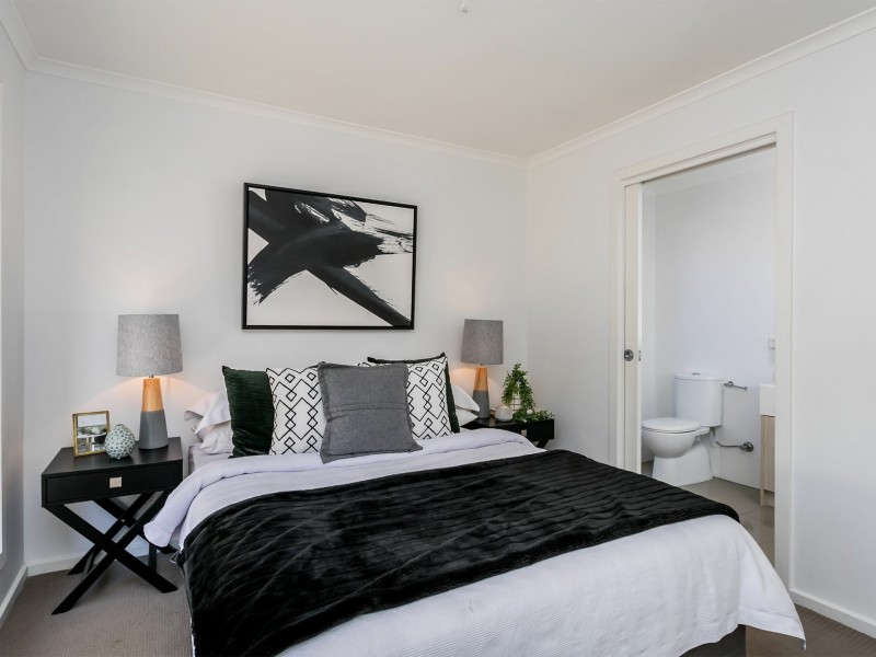 2/38 Murray Street, Albert Park SA 5014