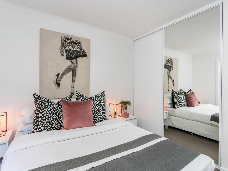 2/38 Murray Street, Albert Park SA 5014