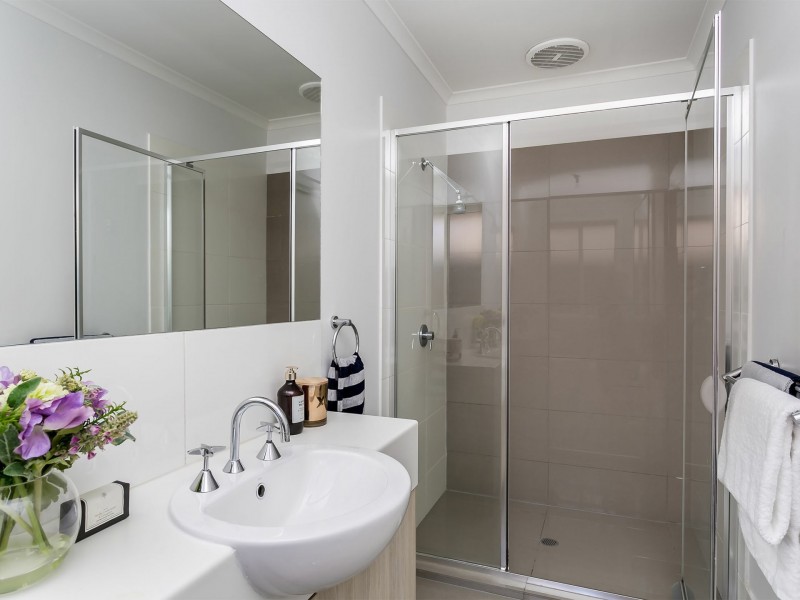 2/38 Murray Street, Albert Park SA 5014