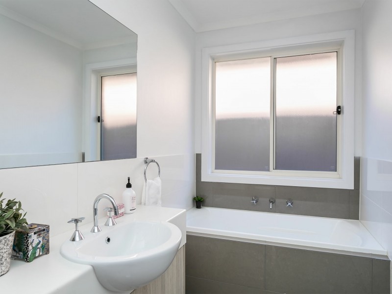 2/38 Murray Street, Albert Park SA 5014