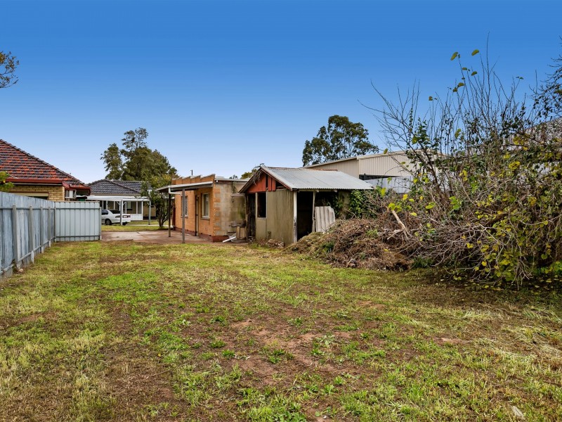 1 Lothian Avenue, Seaton SA 5023