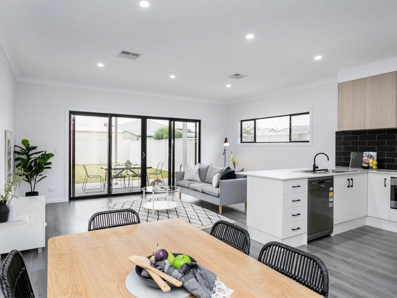 12 West Street, Semaphore Park SA 5019