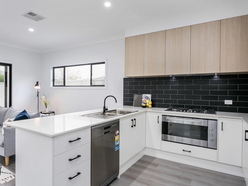 12 West Street, Semaphore Park SA 5019