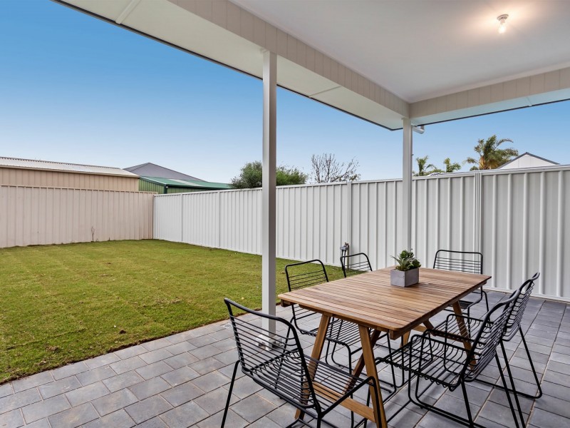 12 West Street, Semaphore Park SA 5019