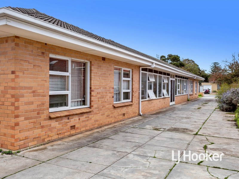 1/8 Fourth Ave, Seaton SA 5023