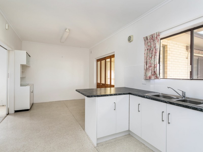 15 Gregory Crescent, Seaton SA 5023