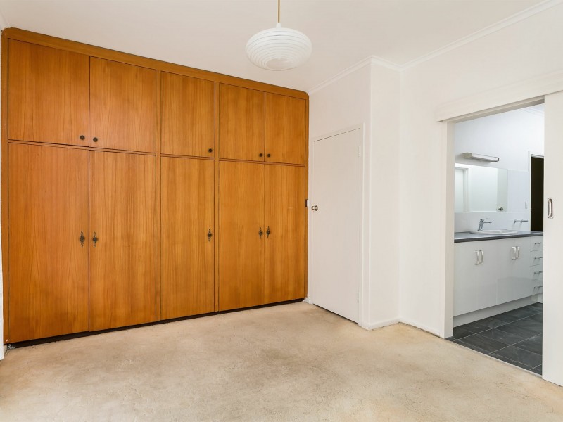 15 Gregory Crescent, Seaton SA 5023