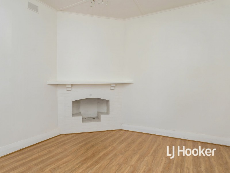 36 Ninth Street, Wingfield SA 5013