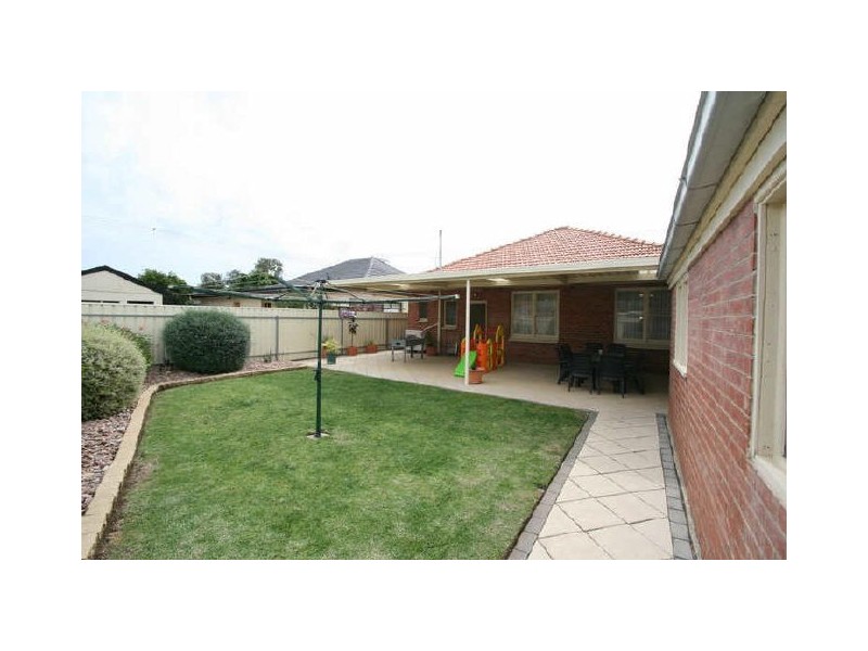 26 Morley Road, Seaton SA 5023