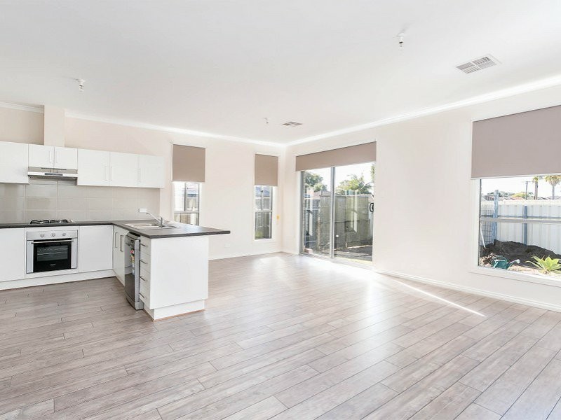 35 Kingborn, Seaton SA 5023