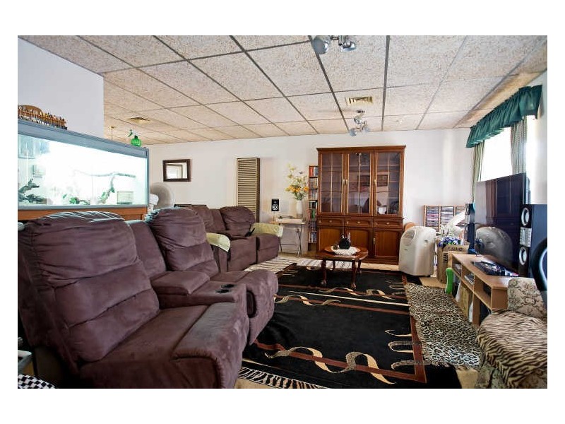 1 Lomond Court, West Lakes SA 5021