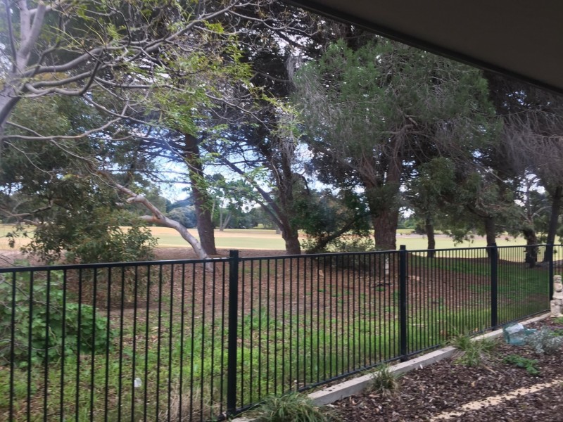 33 Pine Lodge Crescent, Grange SA 5022