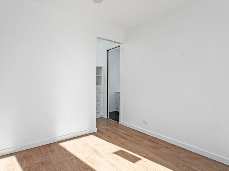 128 Lochside Drive, West Lakes SA 5021