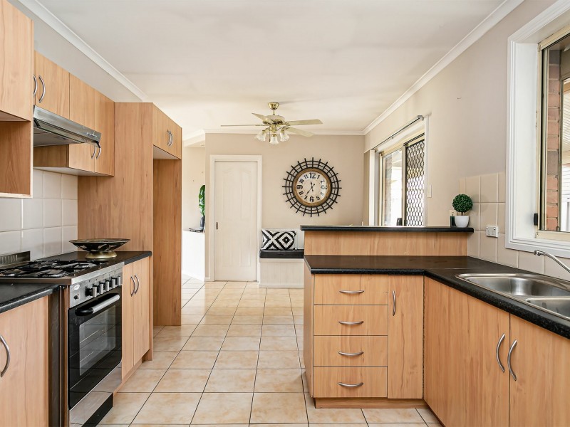 2a Martins Road, Seaton SA 5023