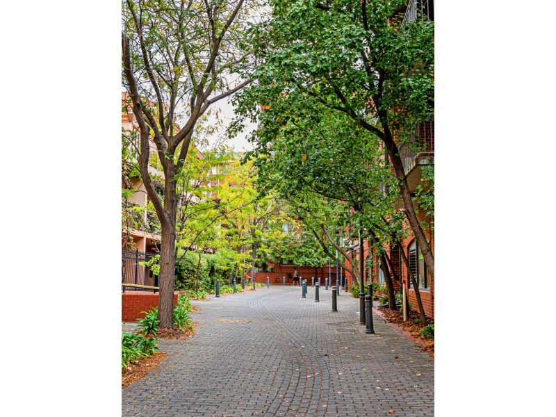 25/11 Charlick Circuit, Adelaide SA 5000