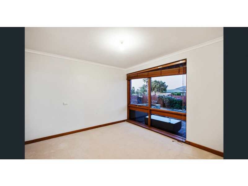 13 Antigua Grove, West Lakes SA 5021