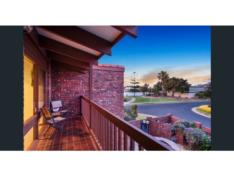 13 Antigua Grove, West Lakes SA 5021