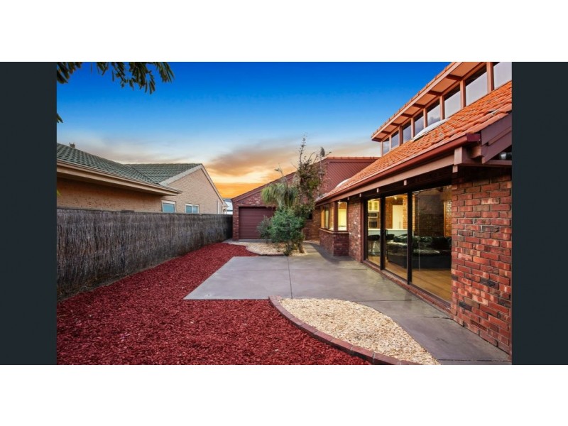 13 Antigua Grove, West Lakes SA 5021