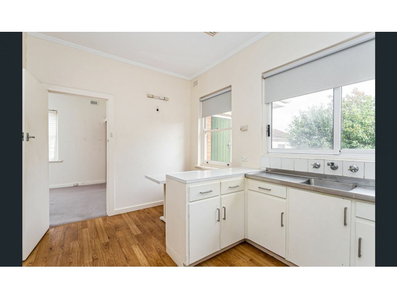 16 Shirley Avenue, Woodville West SA 5011