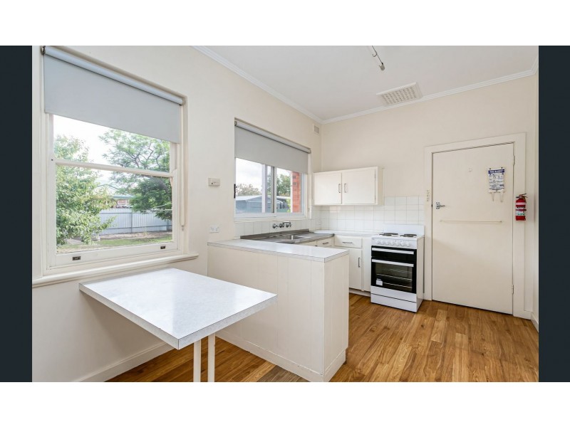 16 Shirley Avenue, Woodville West SA 5011