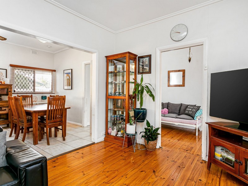 18 Enid Avenue, Osborne SA 5017