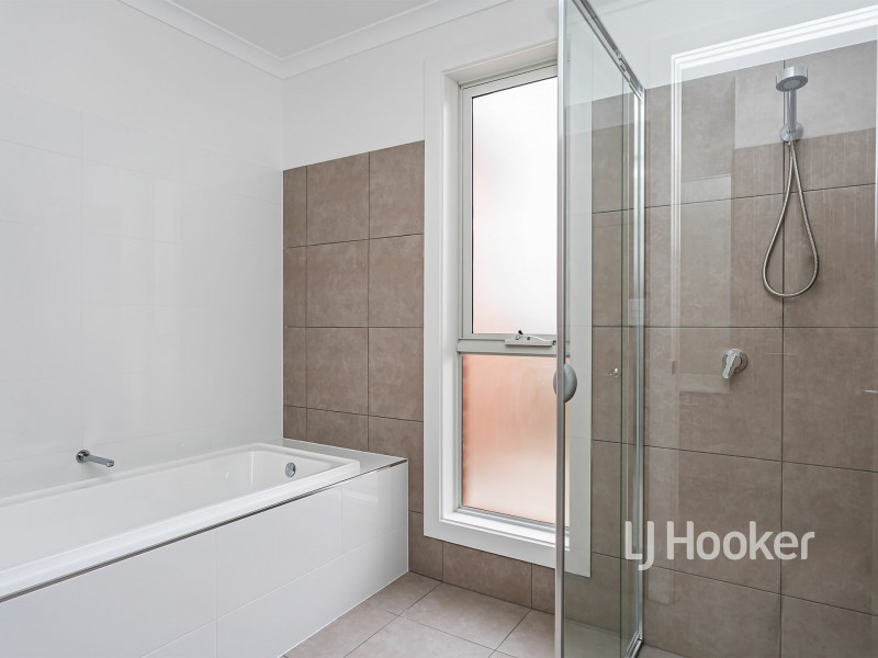 32a Rosalie Tce, Parafield Gardens SA 5107