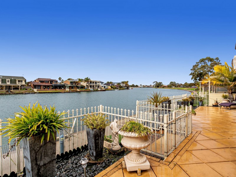 4/5 Redsails Court, West Lakes Shore SA 5020