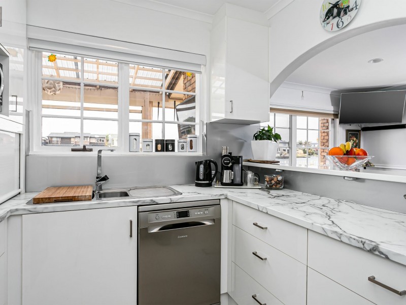 4/5 Redsails Court, West Lakes Shore SA 5020