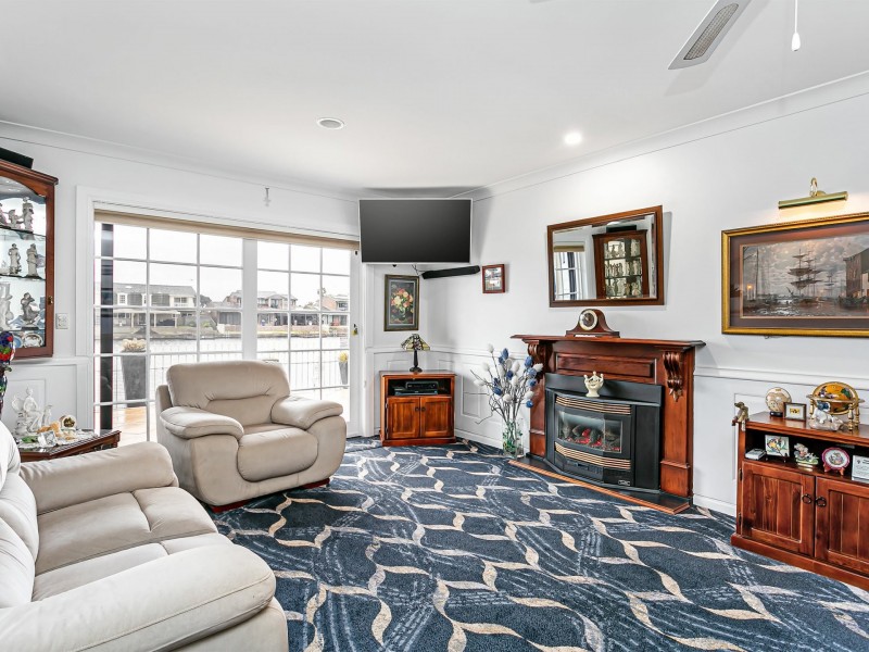 4/5 Redsails Court, West Lakes Shore SA 5020