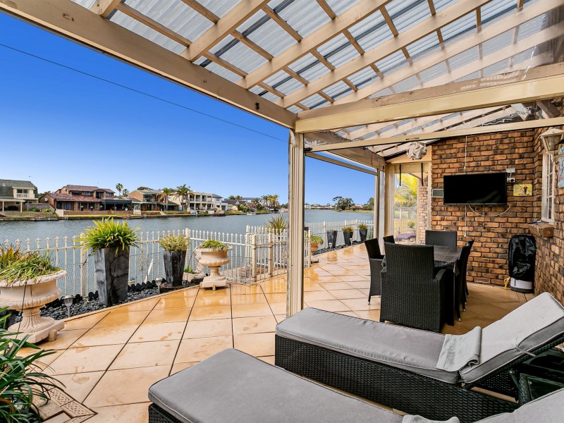 4/5 Redsails Court, West Lakes Shore SA 5020