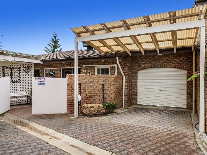 4/5 Redsails Court, West Lakes Shore SA 5020