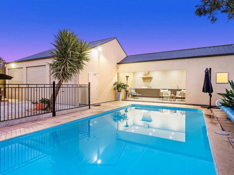 27 Daphne Street, Prospect SA 5082