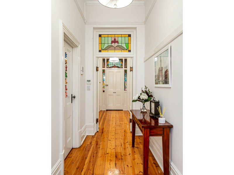 27 Daphne Street, Prospect SA 5082