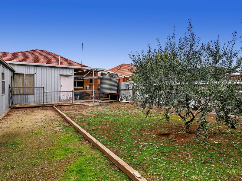 6 Seaton Terrace, Seaton SA 5023