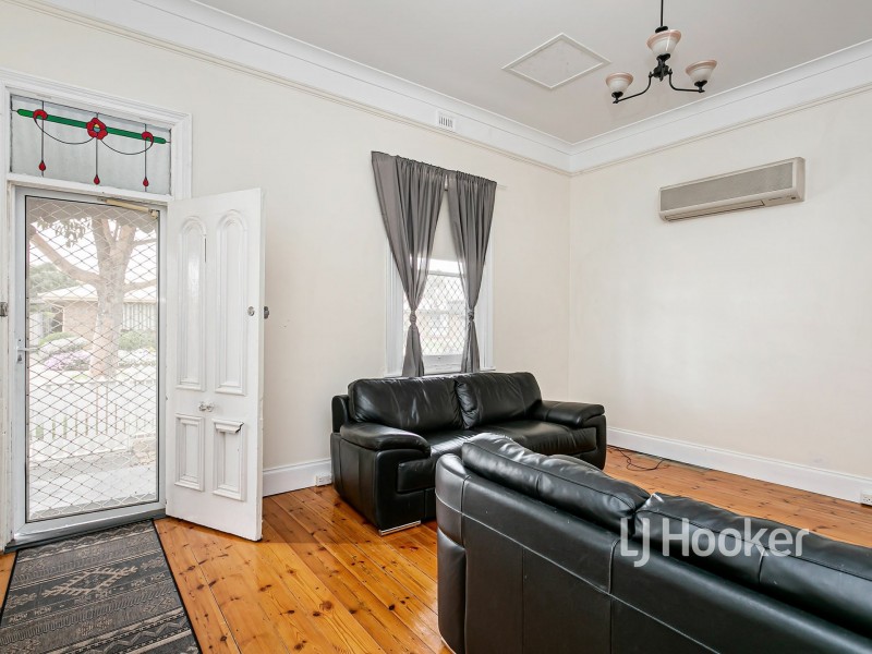 24 Mellor Road, Glanville SA 5015