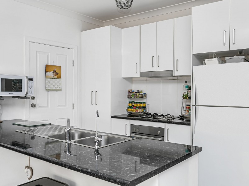 2 Frobisher Ave, Flinders Park SA 5025