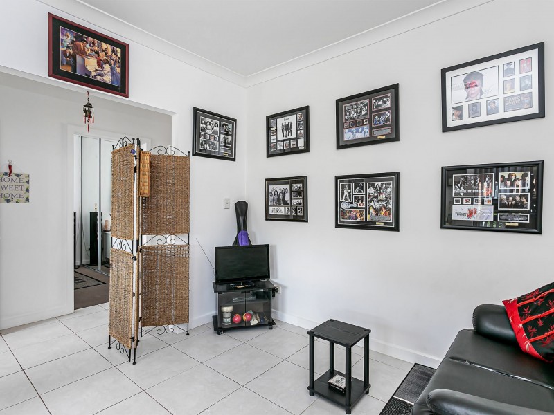 2 Frobisher Ave, Flinders Park SA 5025
