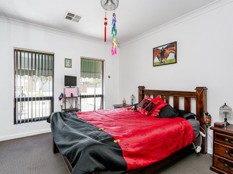 2 Frobisher Ave, Flinders Park SA 5025
